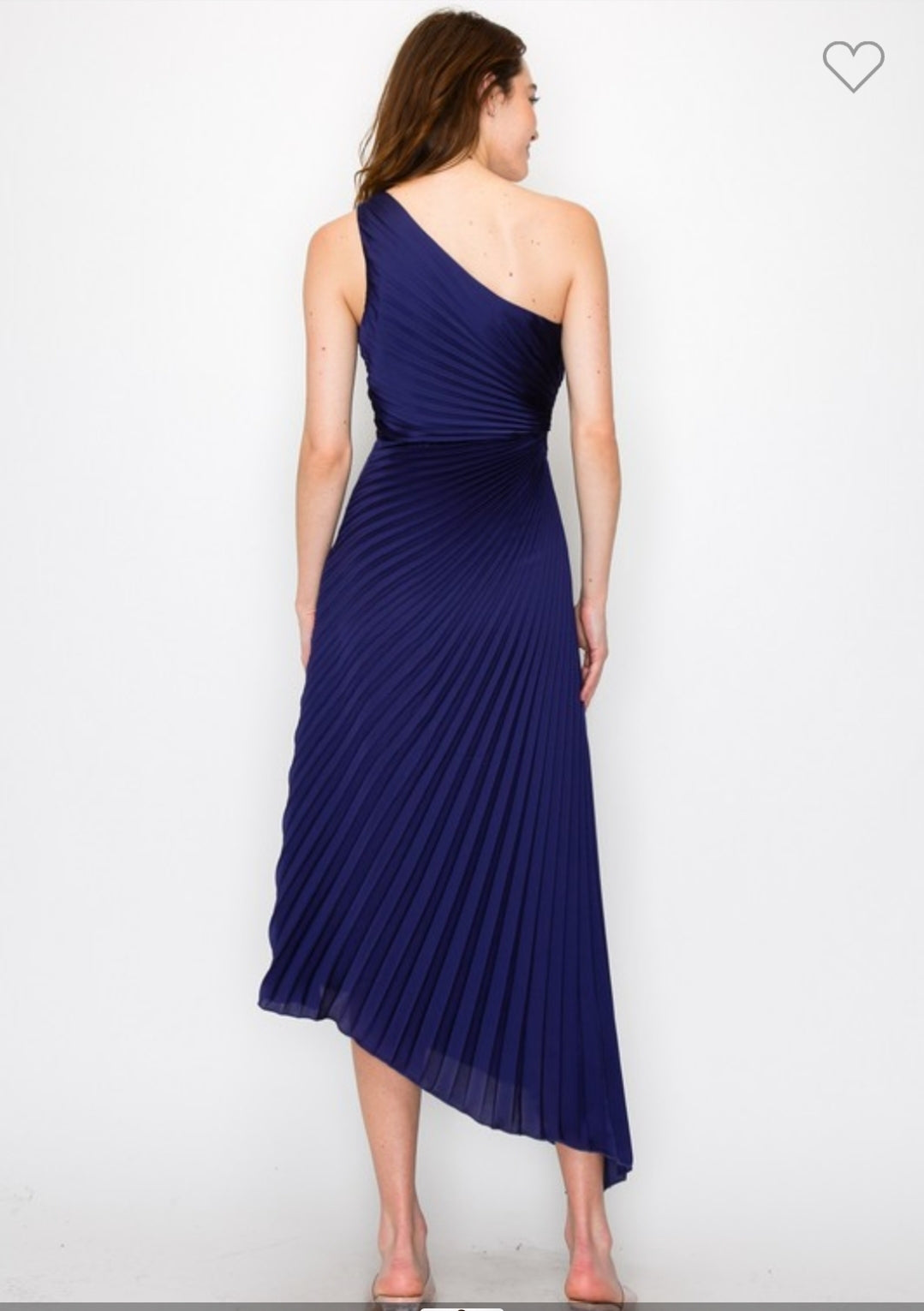 Vestido asímetrico plizado