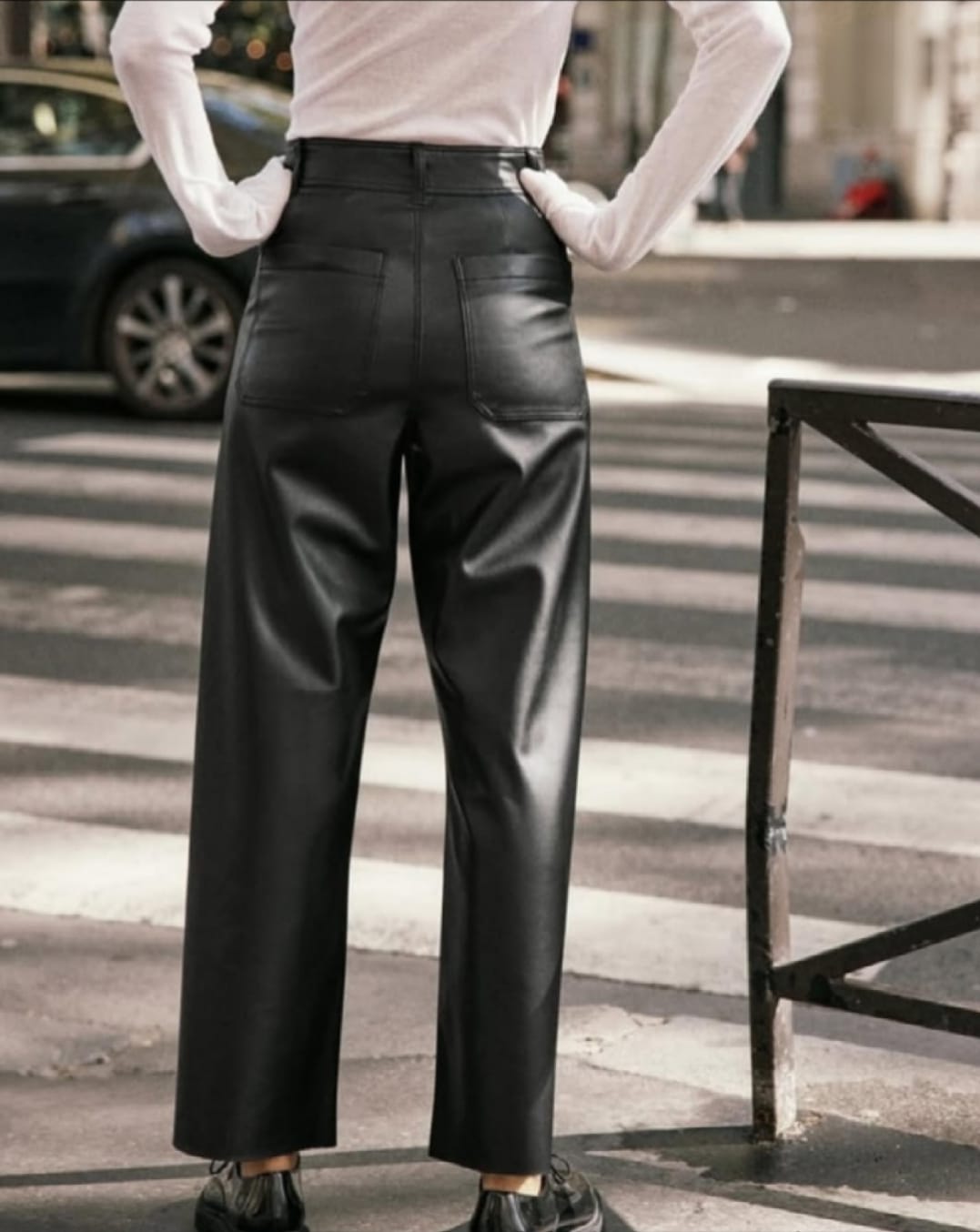Pantalón vinipiel