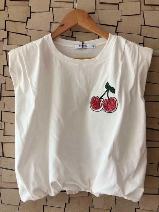 Playera muscle tee con cerezas