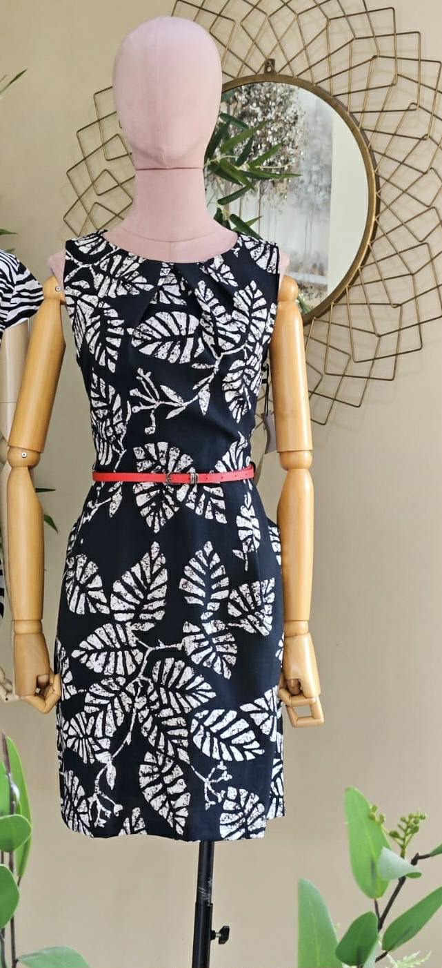 VESTIDO NEGRO HOJAS