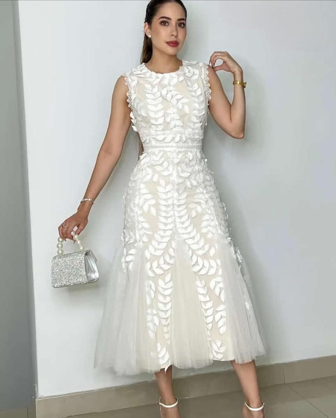 Vestido midi hojas
