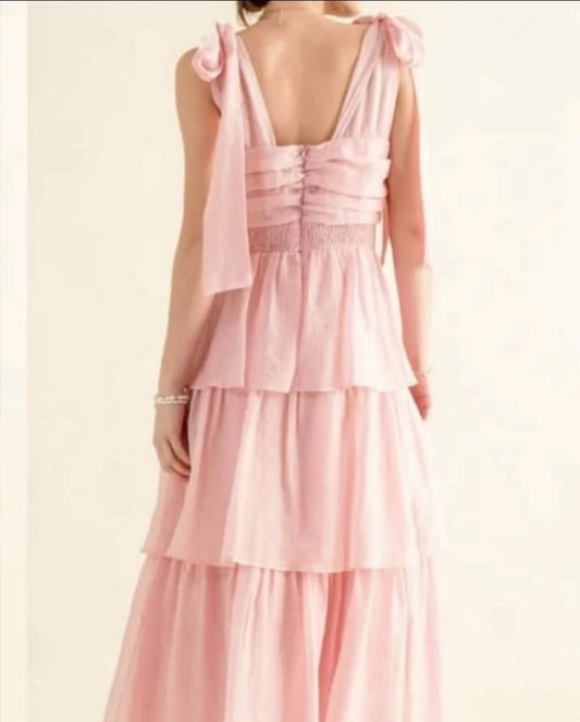Vestido rosa olanes